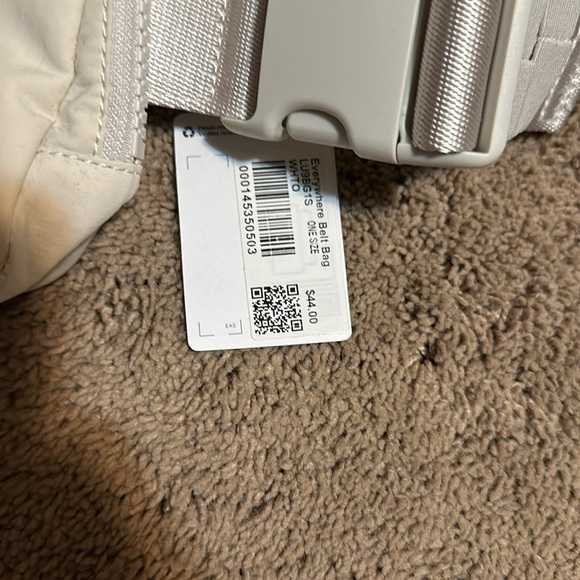 Everything Belt Bag - Picture 3 of 6